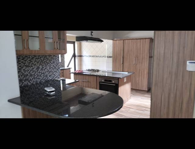 3 BEDROOM HOUSE TO LET IN WAVERLEY